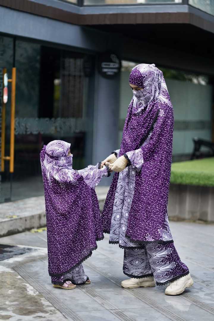 MOTHER,&,DAUGHTER,KHIMAR,KOMBO