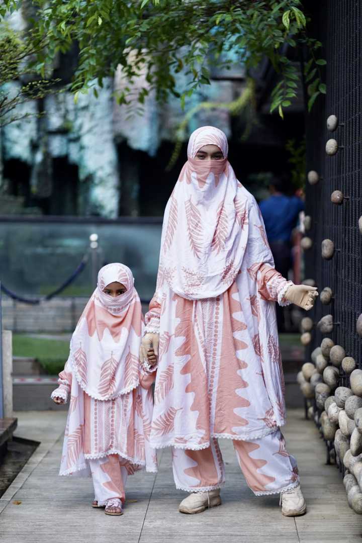 MOTHER,&,DAUGHTER,KHIMAR,KOMBO